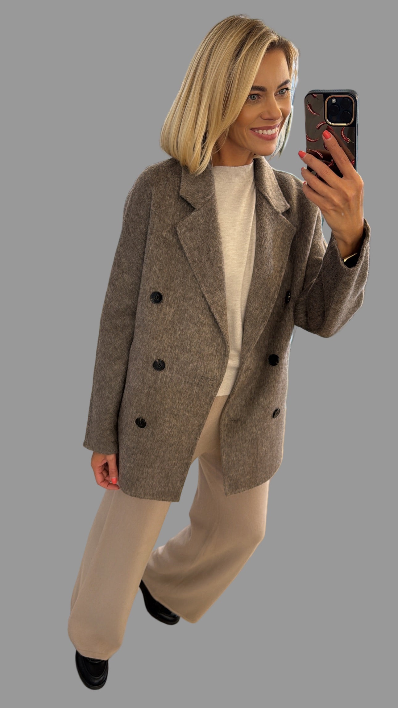 Paltas /Puspaltis prailginto švarko modelio