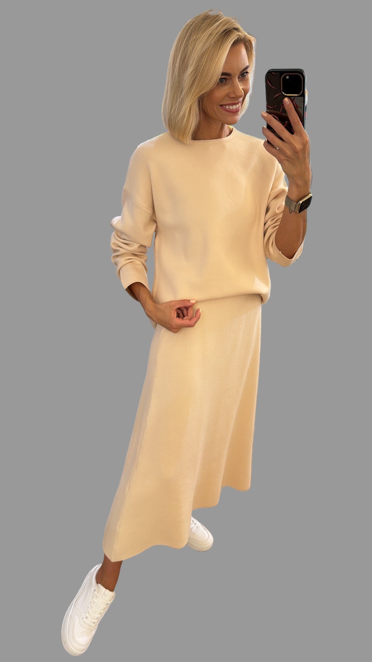 Kostiumas su sijonu ”MELANIJA”