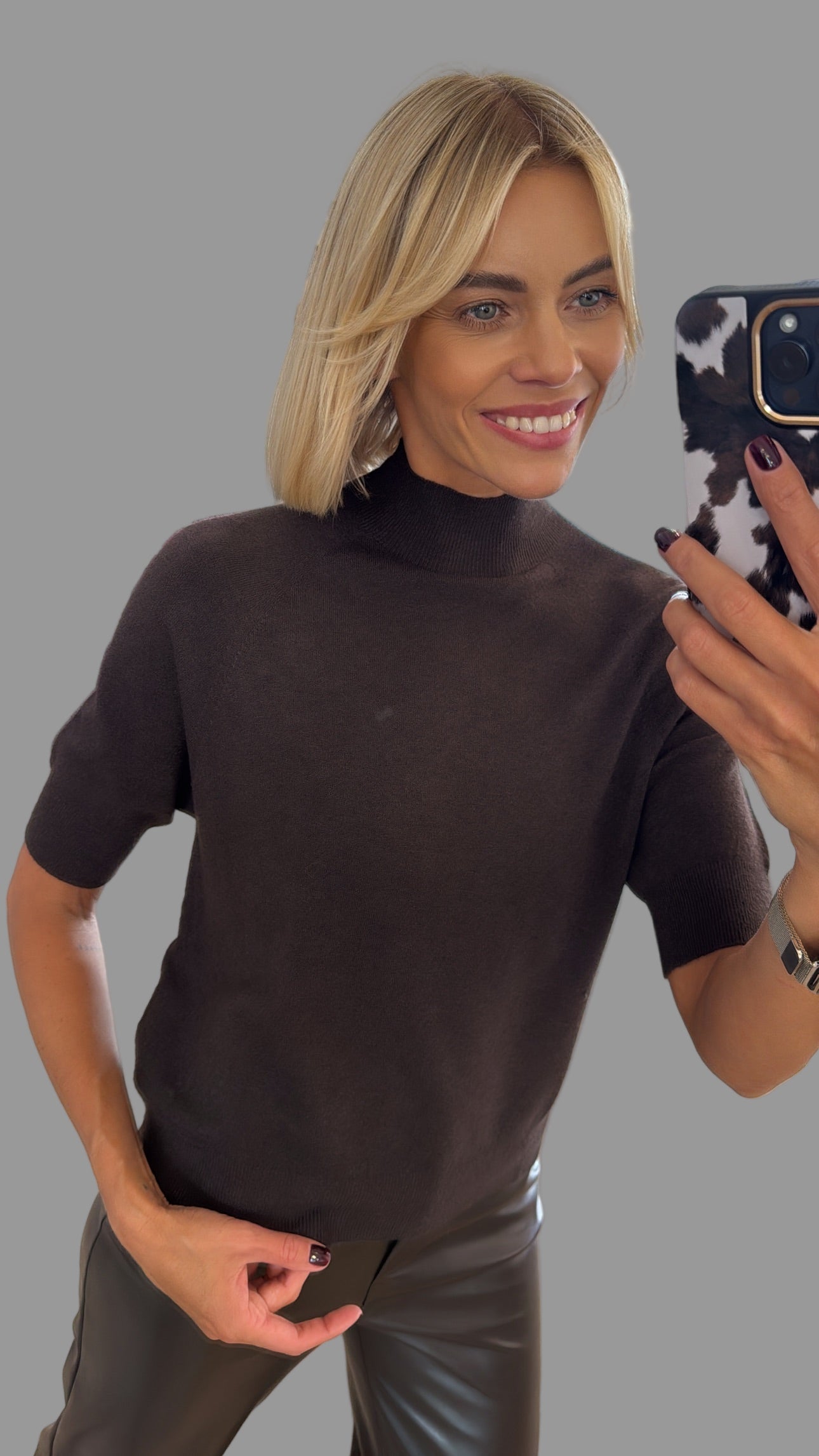 Megztinis trumpomis rankovėmis 520914