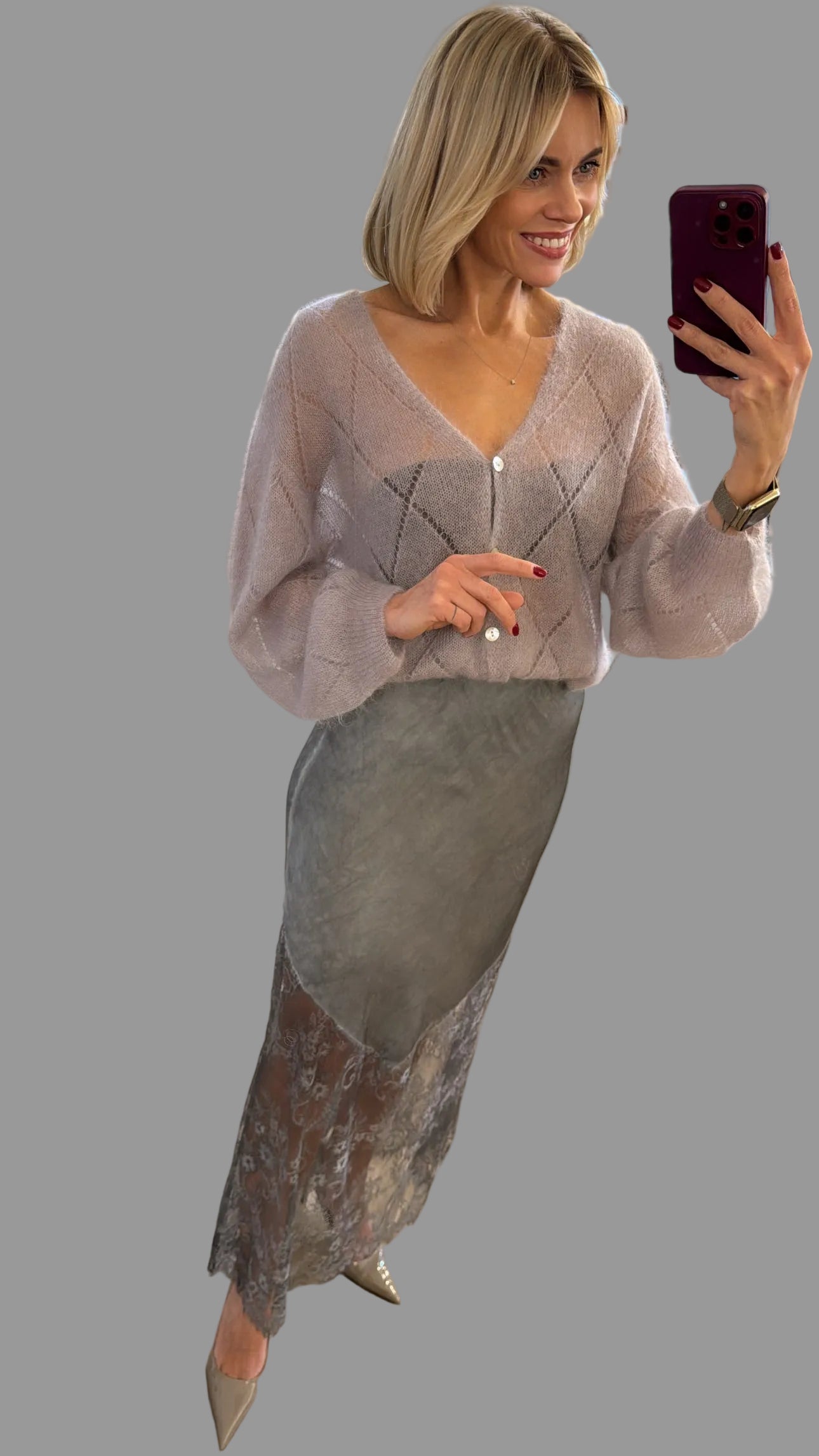 Sijonas su gipiūro apačia