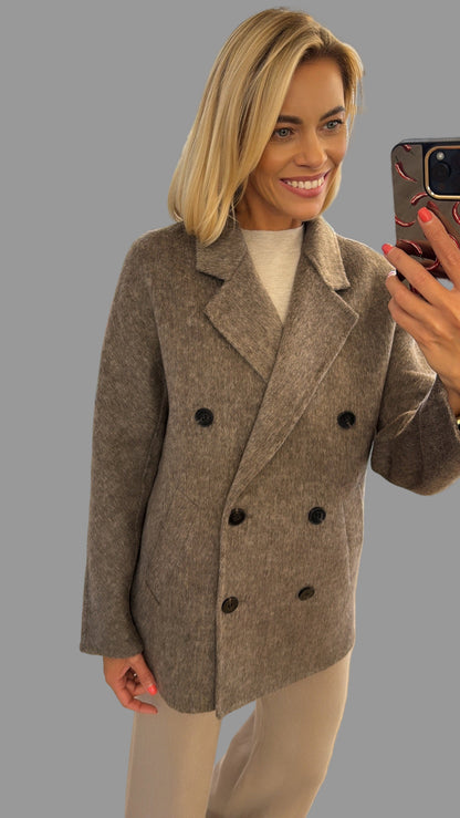 Paltas /Puspaltis prailginto švarko modelio