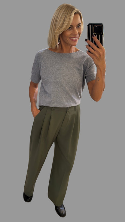 Kelnės tiesaus modelio