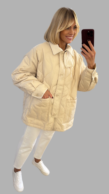 Striukė su natūralaus pūko lengvu užpildu