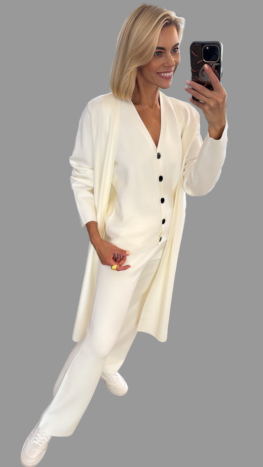 Kostiumėlis iš trijų dalių “MELANIJA”