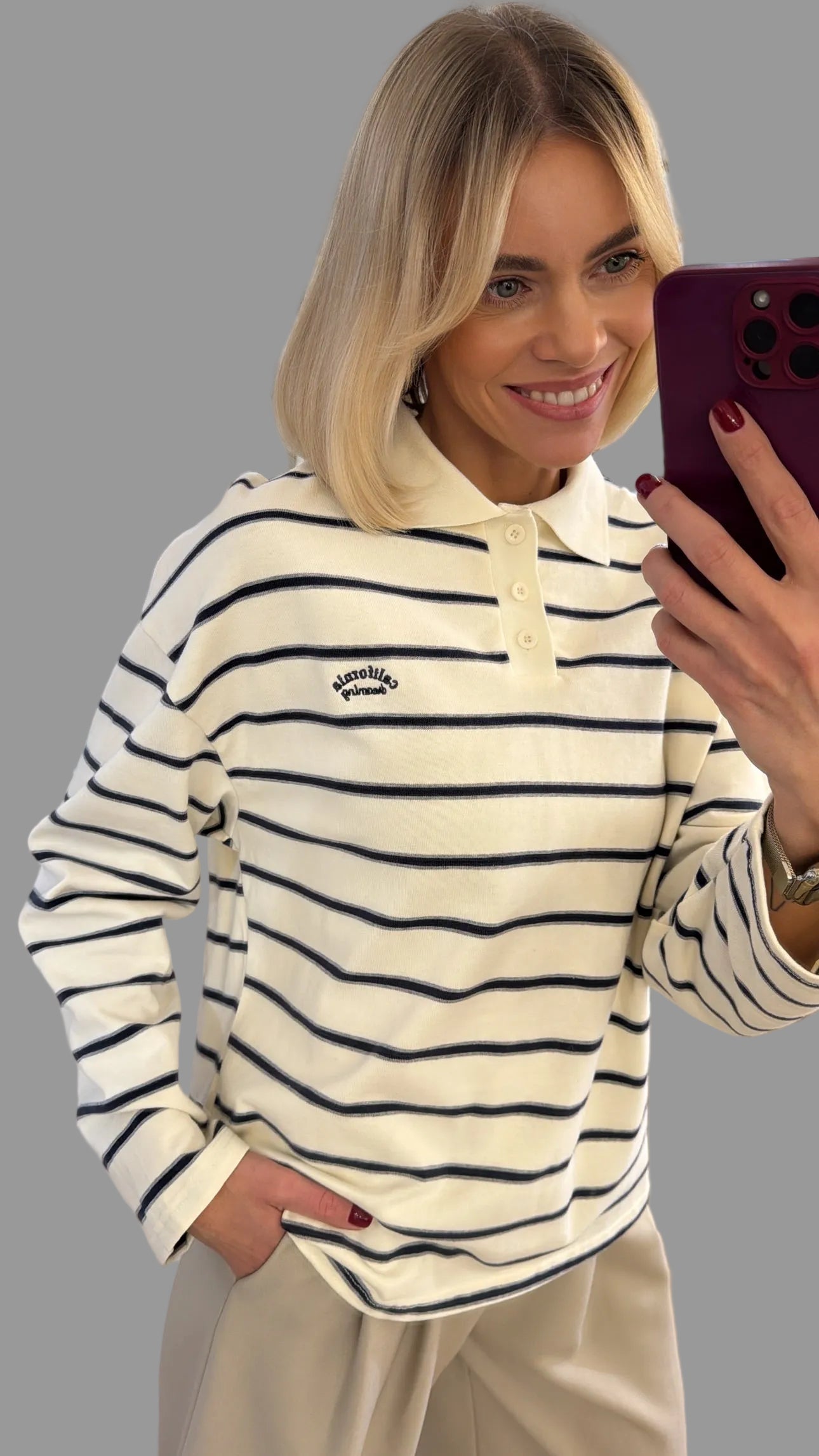 Palaidinė polo modelio platesnė