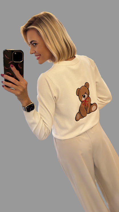 Megztinis su sagutėmis