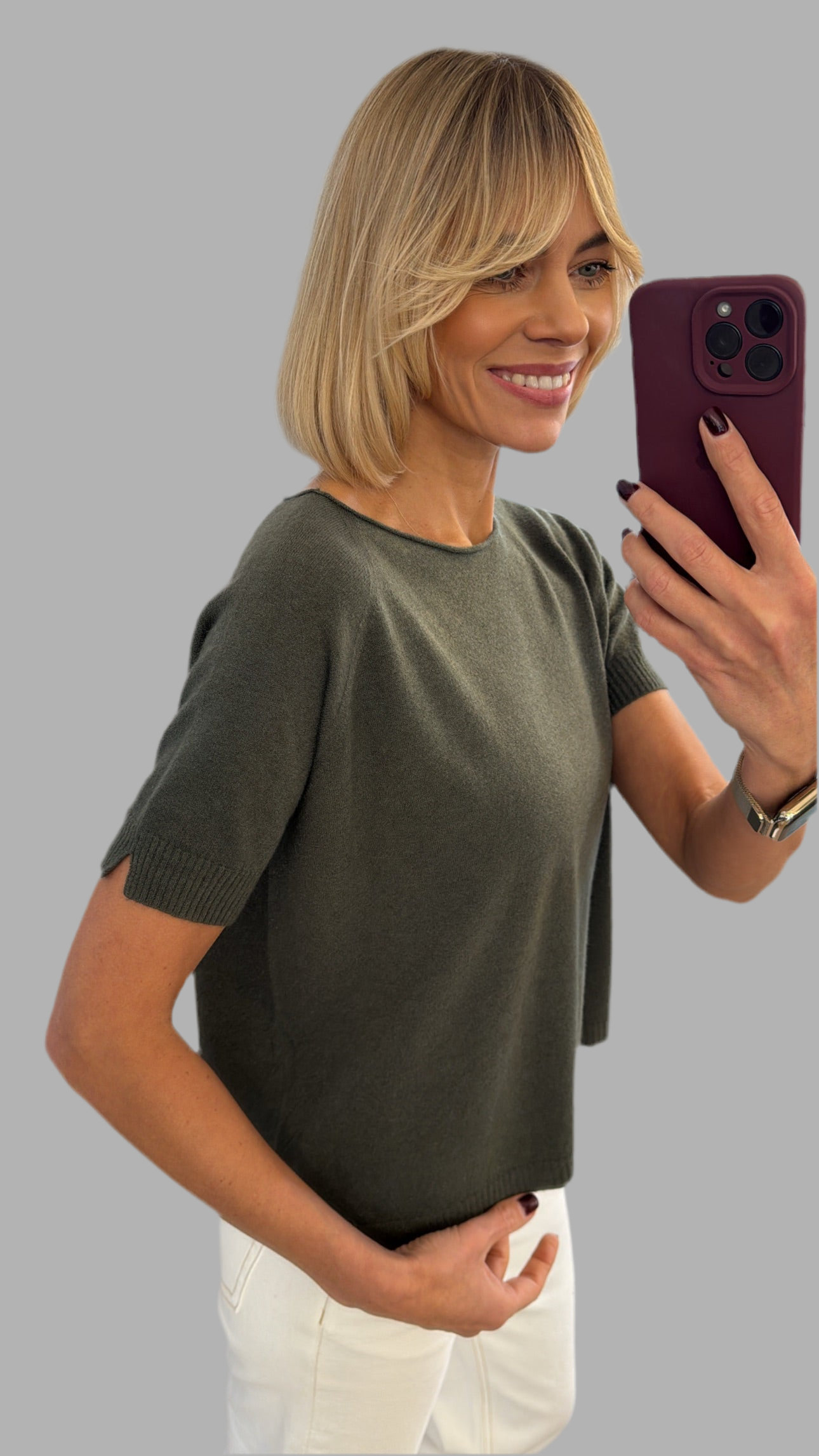 Megztinis trumpomis rankovėmis