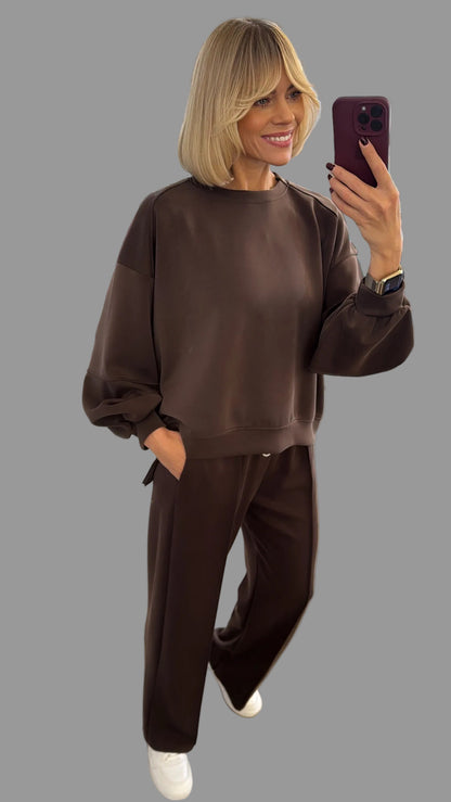 Laisvalaikio kostiumas